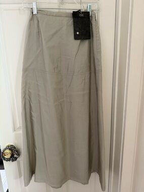 Light Gray Women's Gown Style Skirt